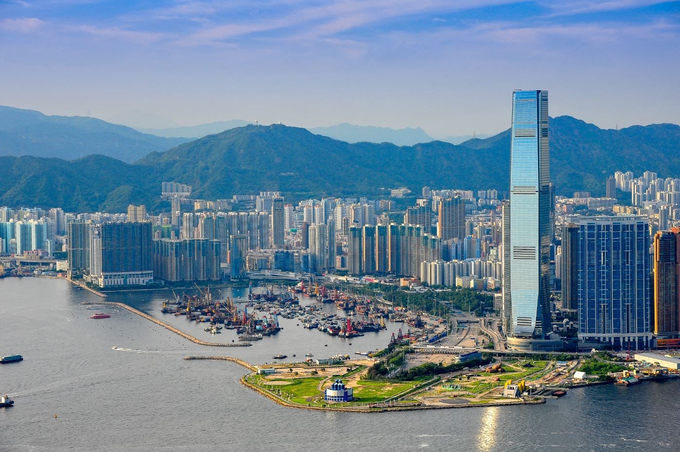 Modern Comfort in Vibrant Mong Kok